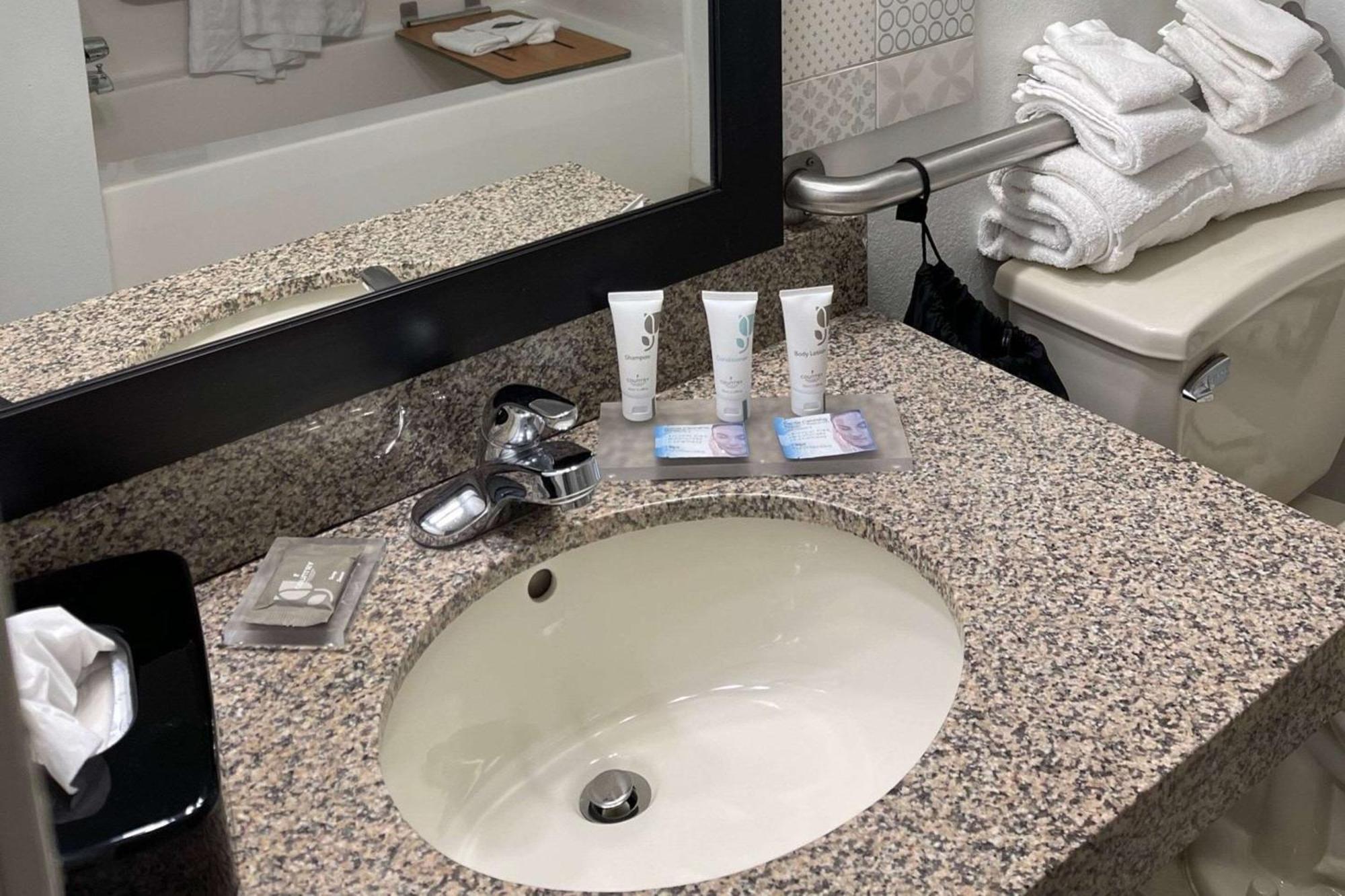 Country Inn & Suites By Radisson, Merrillville, In Dış mekan fotoğraf